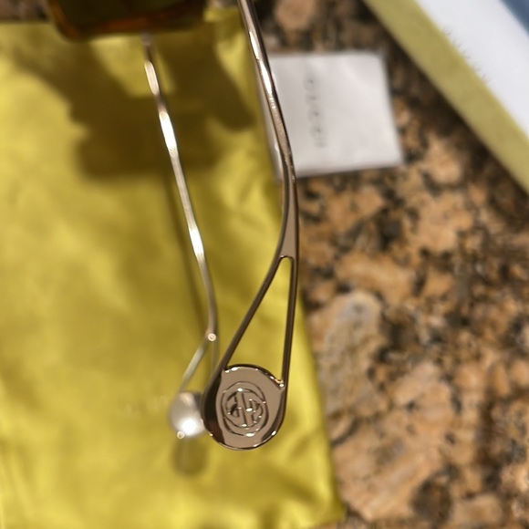 SOLD Gucci - Picture 7 of 16